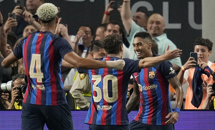 Rafinha hjælper Barcelona med at vinde